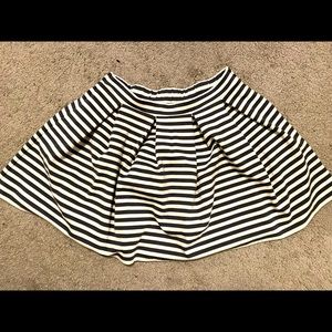 American Eagle Skirt - size S